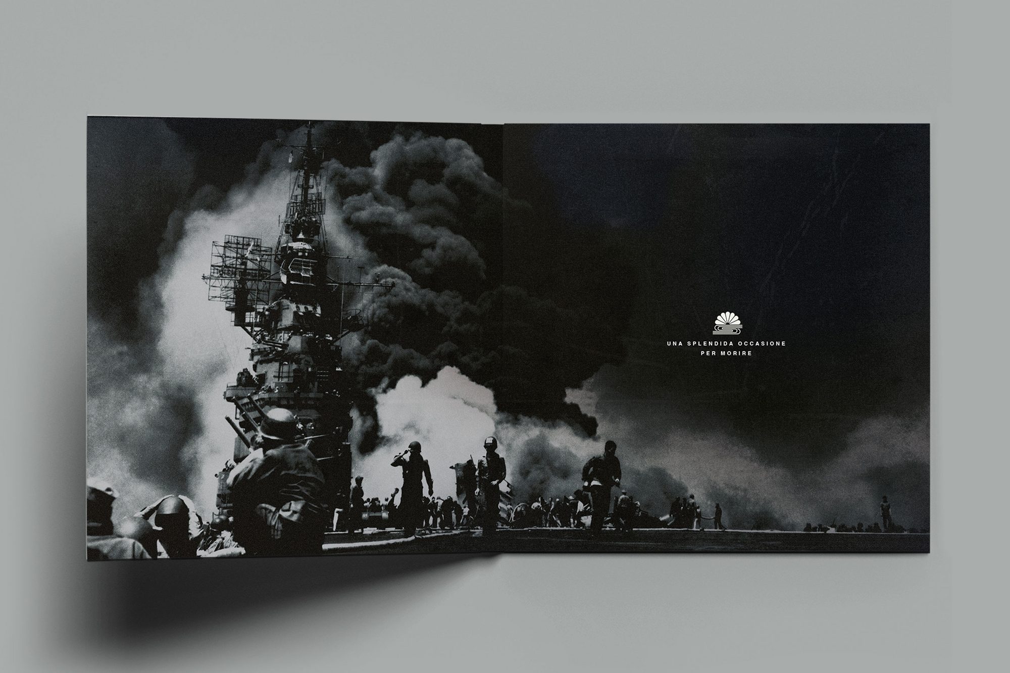 Kamikaze — interno gatefold, 'Una splendida occasione per morire'